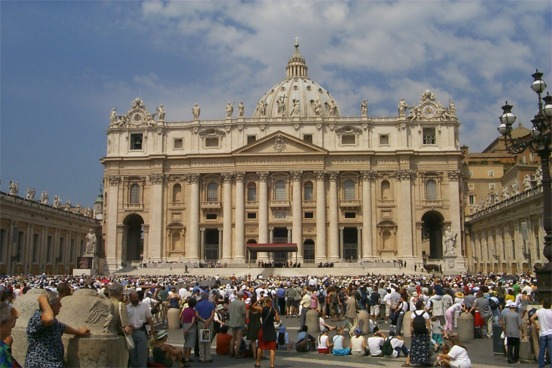 Basilica di San Pietro, an awesome and beautiful structure, started be Donato Bramante in 1506, it wasn't finished until 1626.