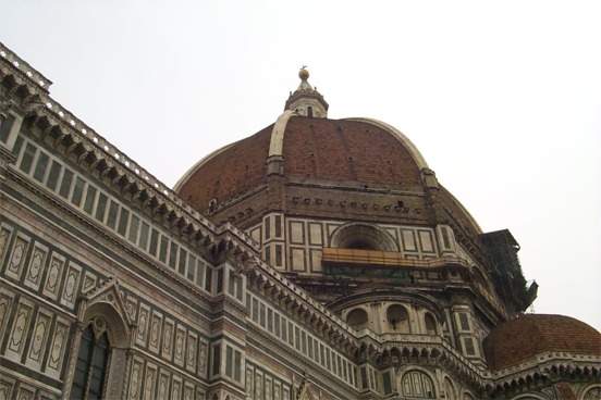 ...  Brunelleschi built the dome without scaffolding and copied its herringbone brickwork from the Pantheon in Rome.