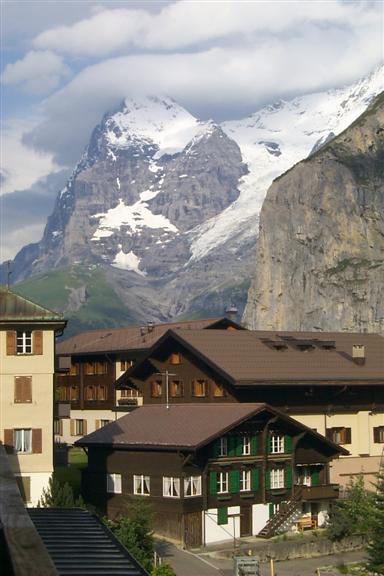 The Eiger again with a cool cloud hanging on.  Mürren is located essentially on the Schilthorn, a mountain (9,742 ft), famous for its role in the James Bond movie <i>On Her Majesty's Secret Service</i>.