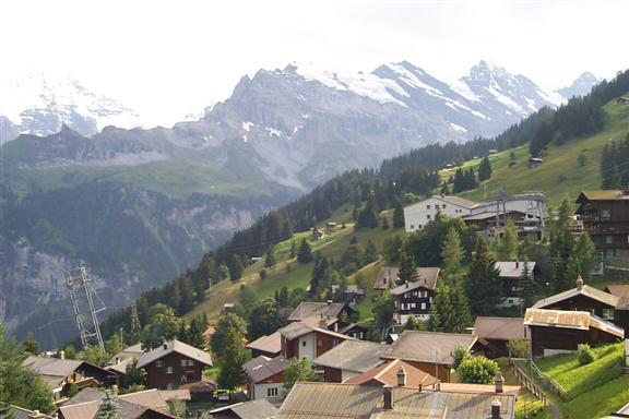 Looking the oppsite direction on the town of Mürren.