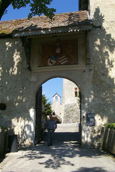 Looking back at the entrance of the castle.