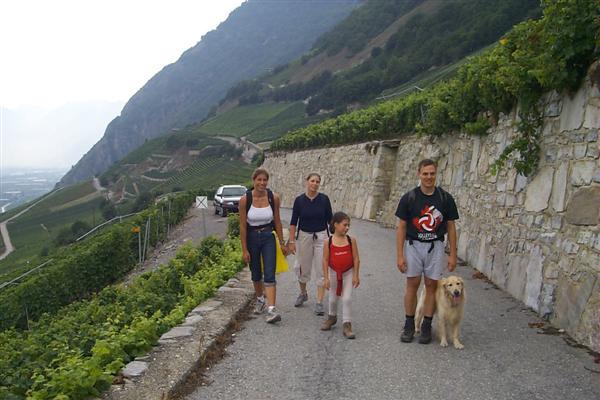 Paul with dog, cookie, Ebru, Séverine, and Özlem.