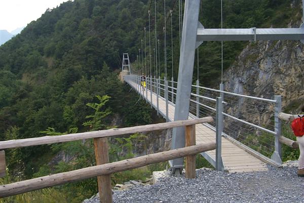 One last shot of the bridge.