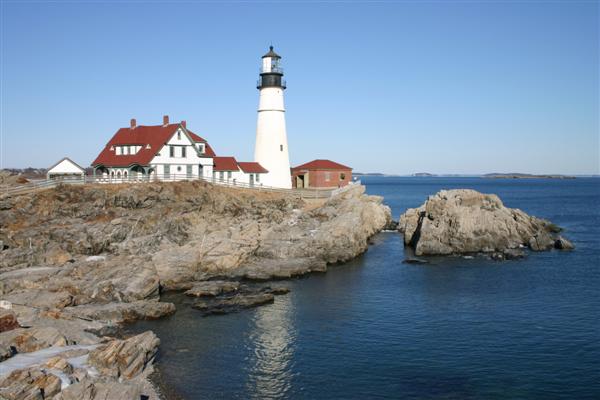 We didn't know of the lighthouse ahead of time, but found it when we were looking in an art store in Portland.  I saw a great photo and it listed the name and location of this lighthouse which was only a few minutes away.