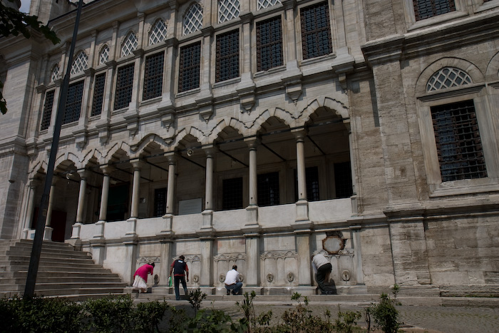 Sultanahmet: Blue Mosque and Hagia Sophia