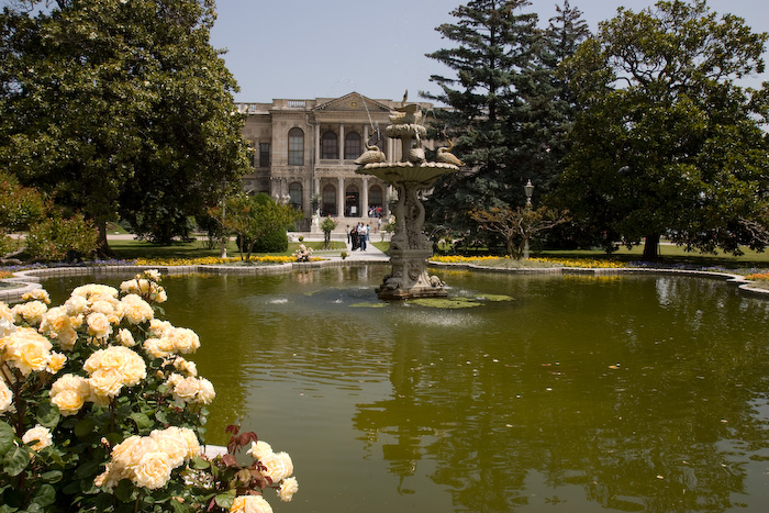 Dolmabah&#xE7;e Palace and Spice Bazar