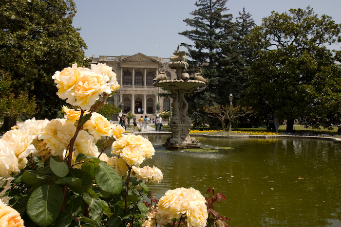 Dolmabah&#xE7;e Palace and Spice Bazar